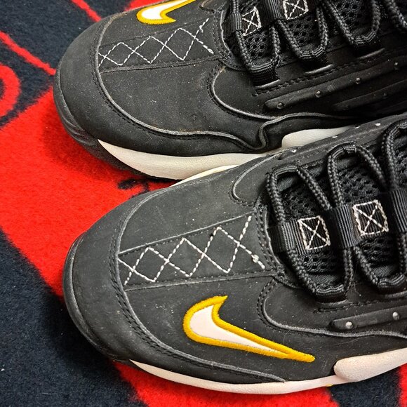 Size 11.5 Nike Griffey Max 2 442171-010 Black Varsity Maize Men's - Picture 8 of 12